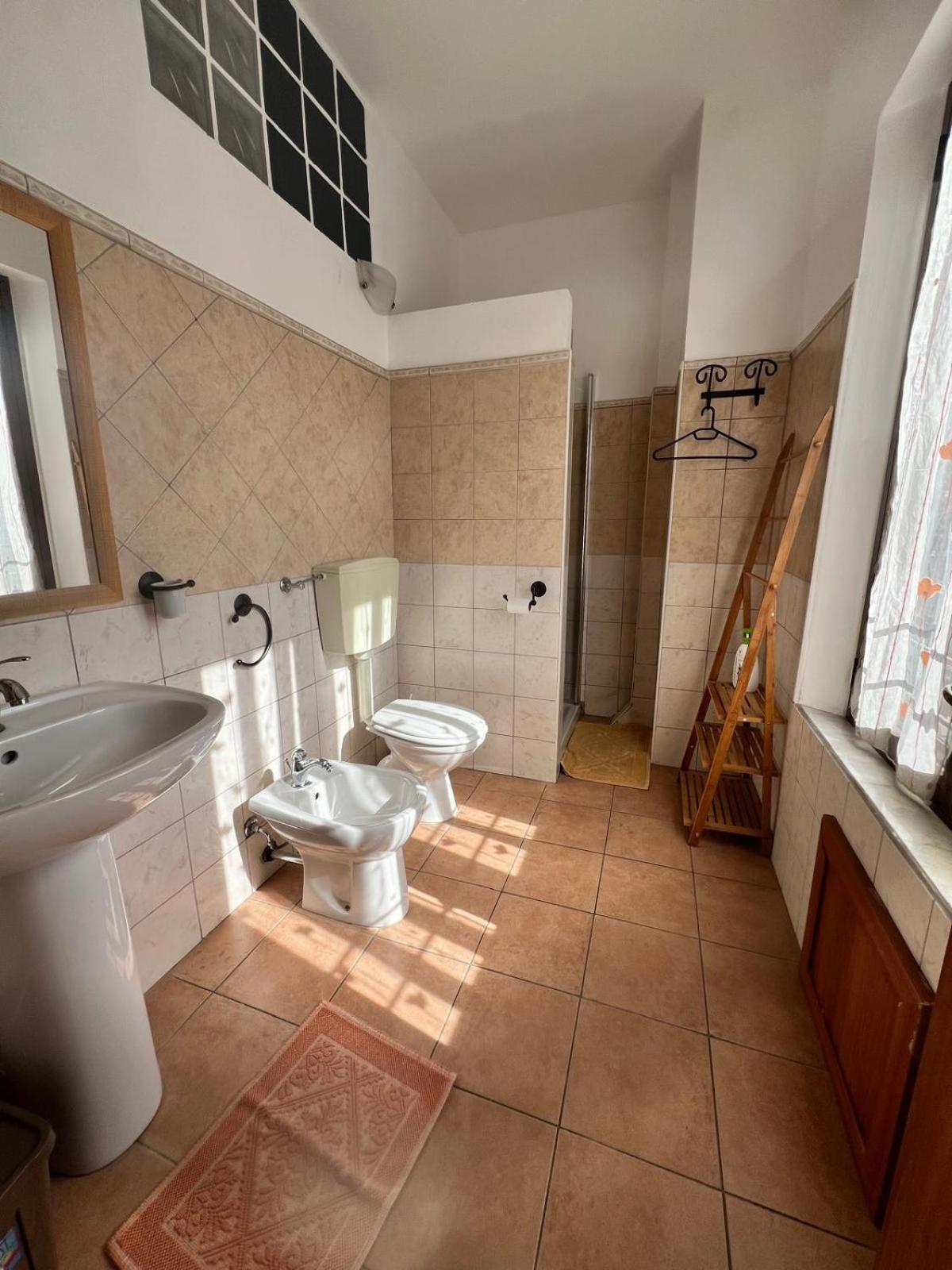 Bed And Breakfast Le Petunie Bari Sardo Exterior foto